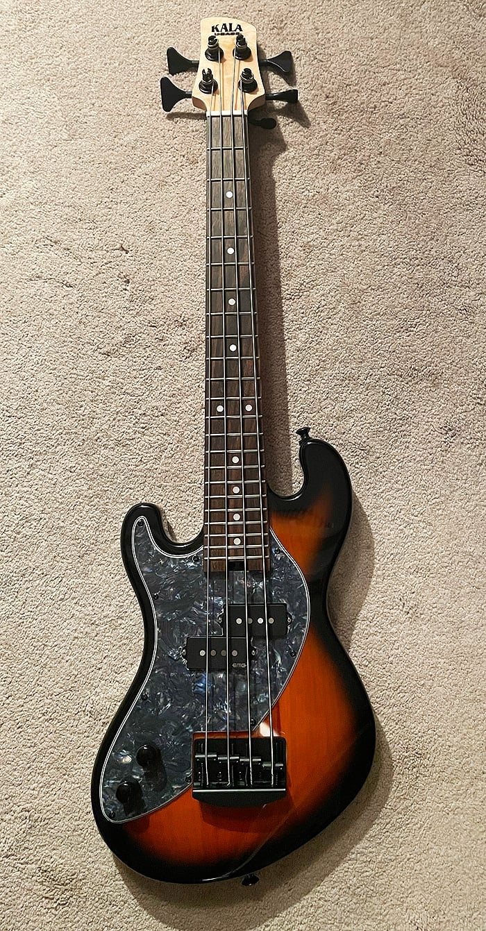 KalaWDPickguard02.jpg