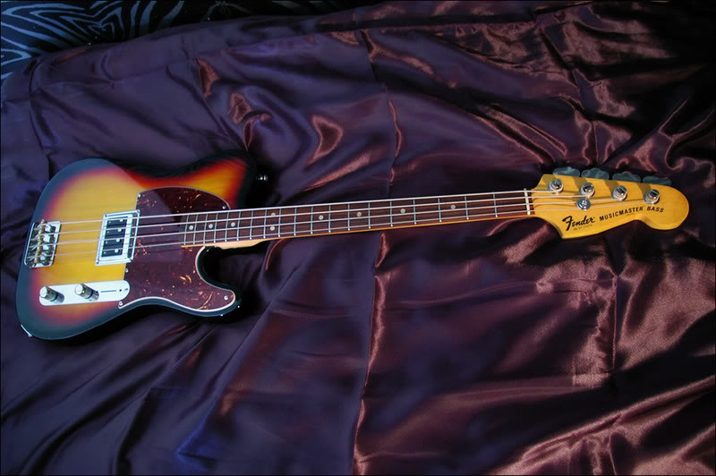 Kendysbass2.jpg