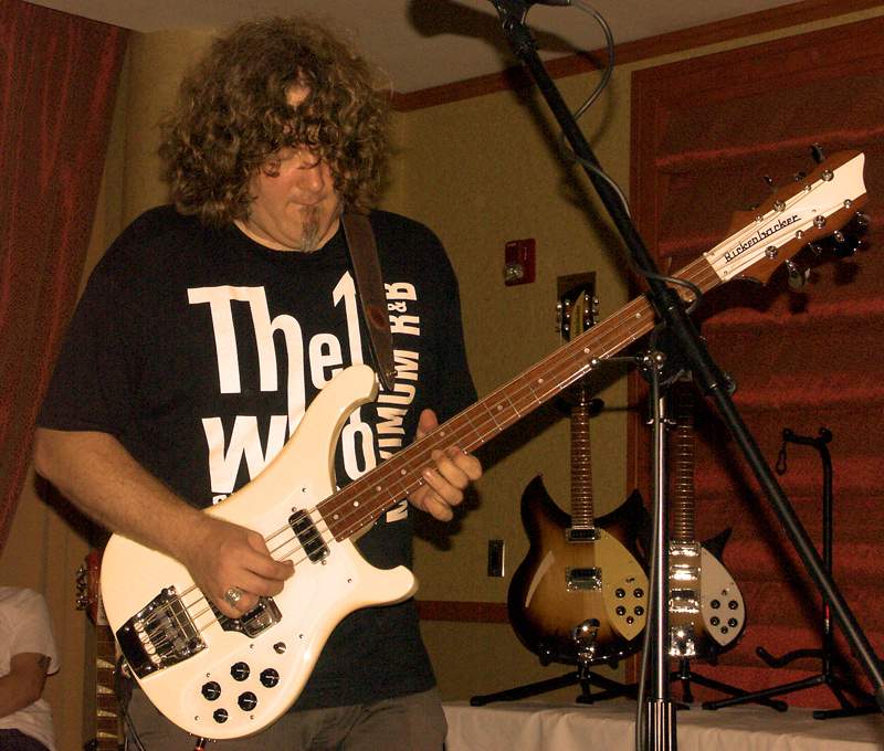 Kenny-8-String-800-01.jpg