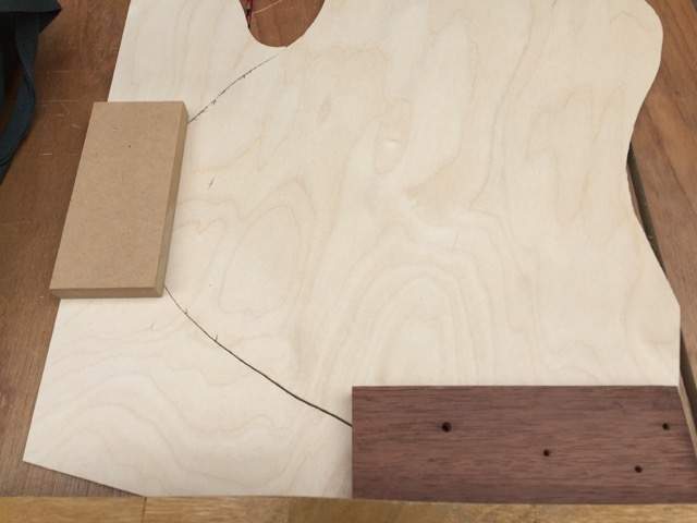 kerf_jig_carpet_tape_small.jpg