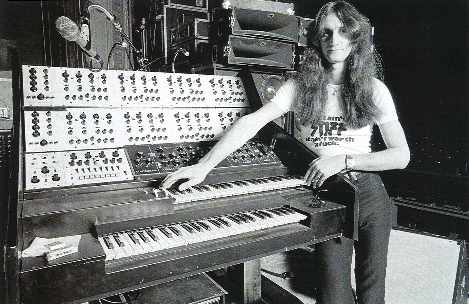 keyboard-09.1984-0.jpg