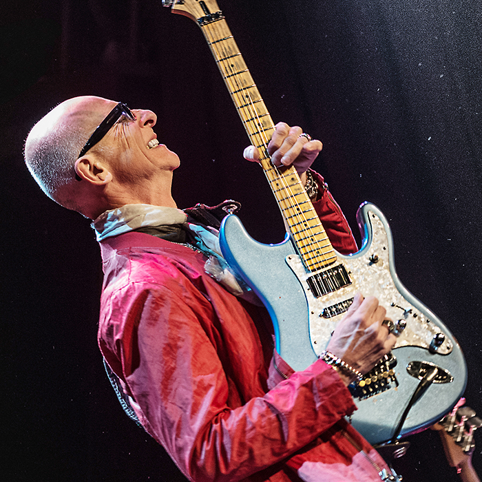 kim-mitchell1web.jpg