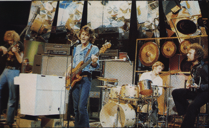 king-crimson-live.gif