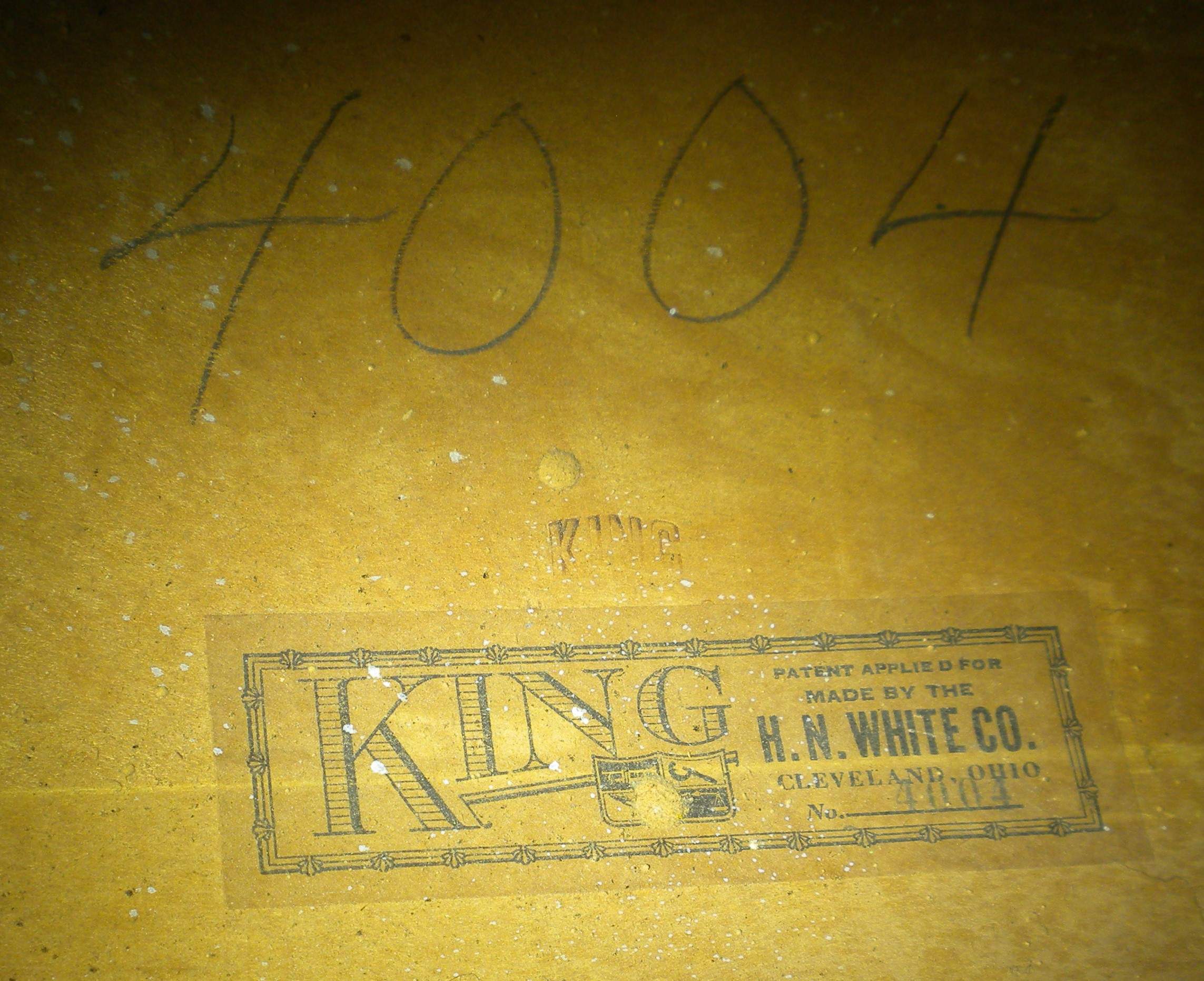 King Moretone  #4004 label.jpg
