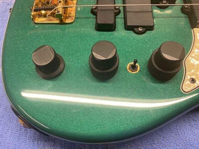 Knobs.jpg