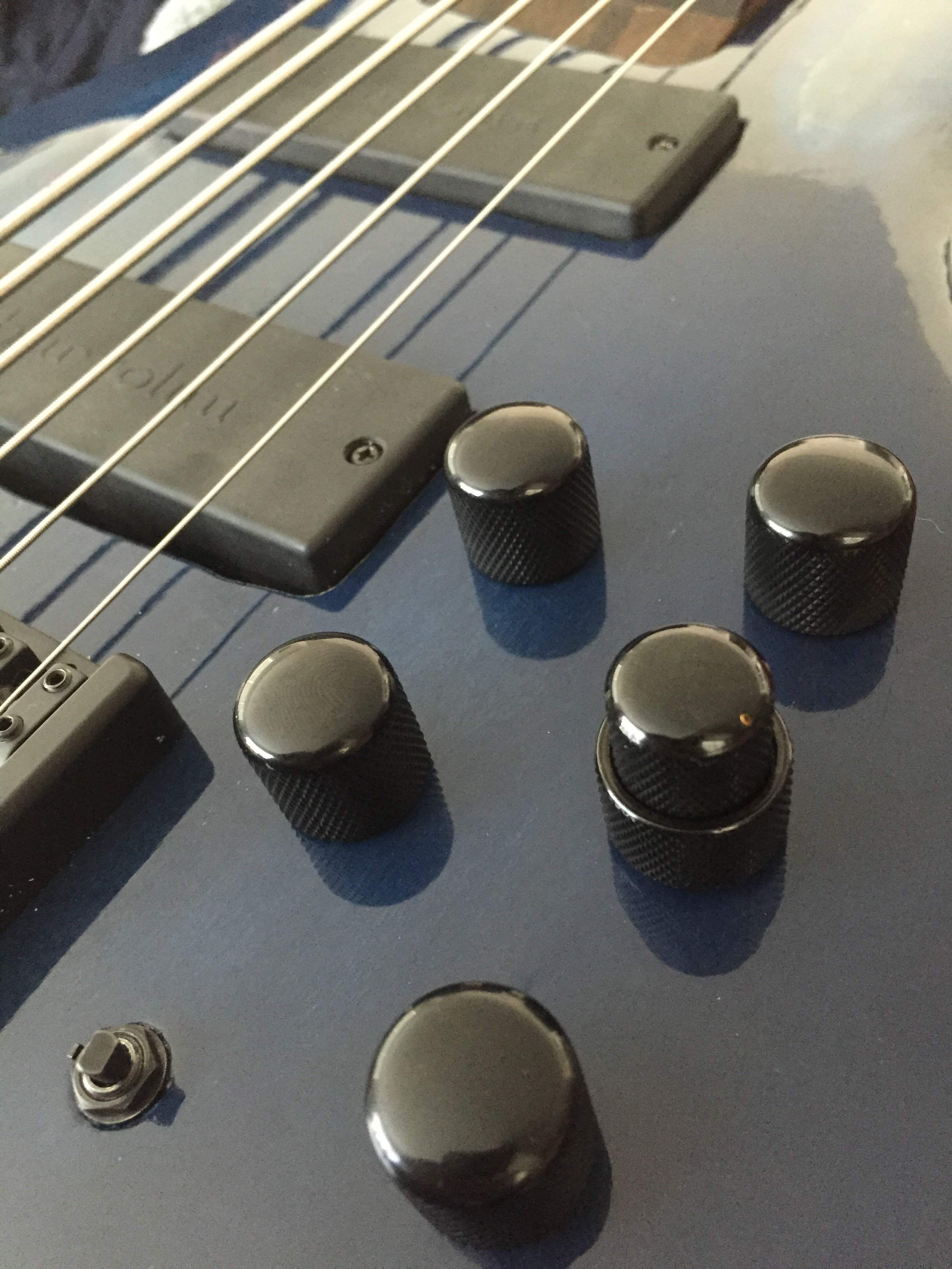 Knobs.jpg