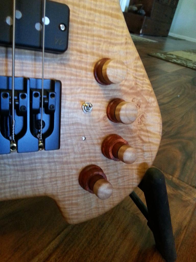 Knobs2_zps94503830.jpg