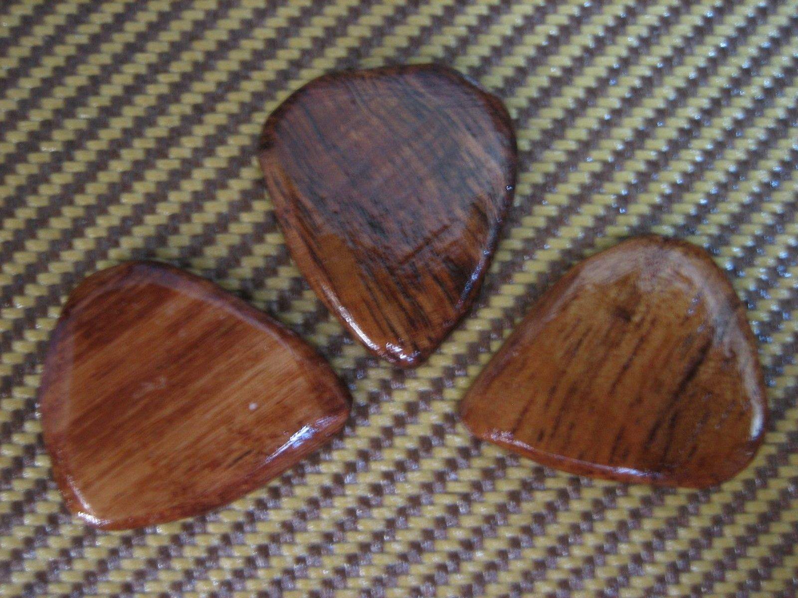 Koa Pick.JPG