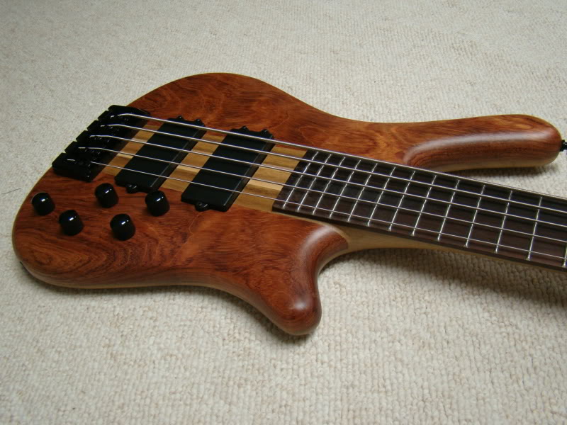 Kona5stringexocticbass023.jpg