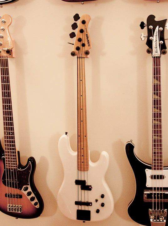 Kramer_bass.jpg