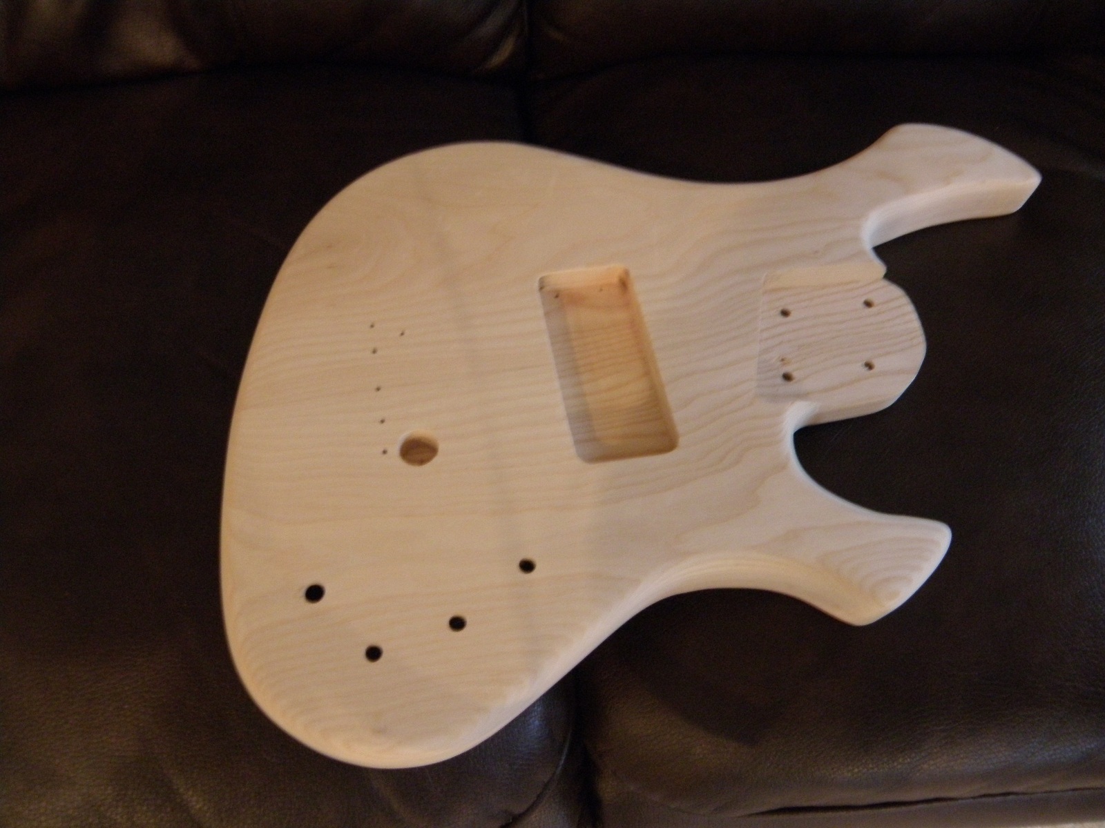 KrisGuitarOct2012001.jpg
