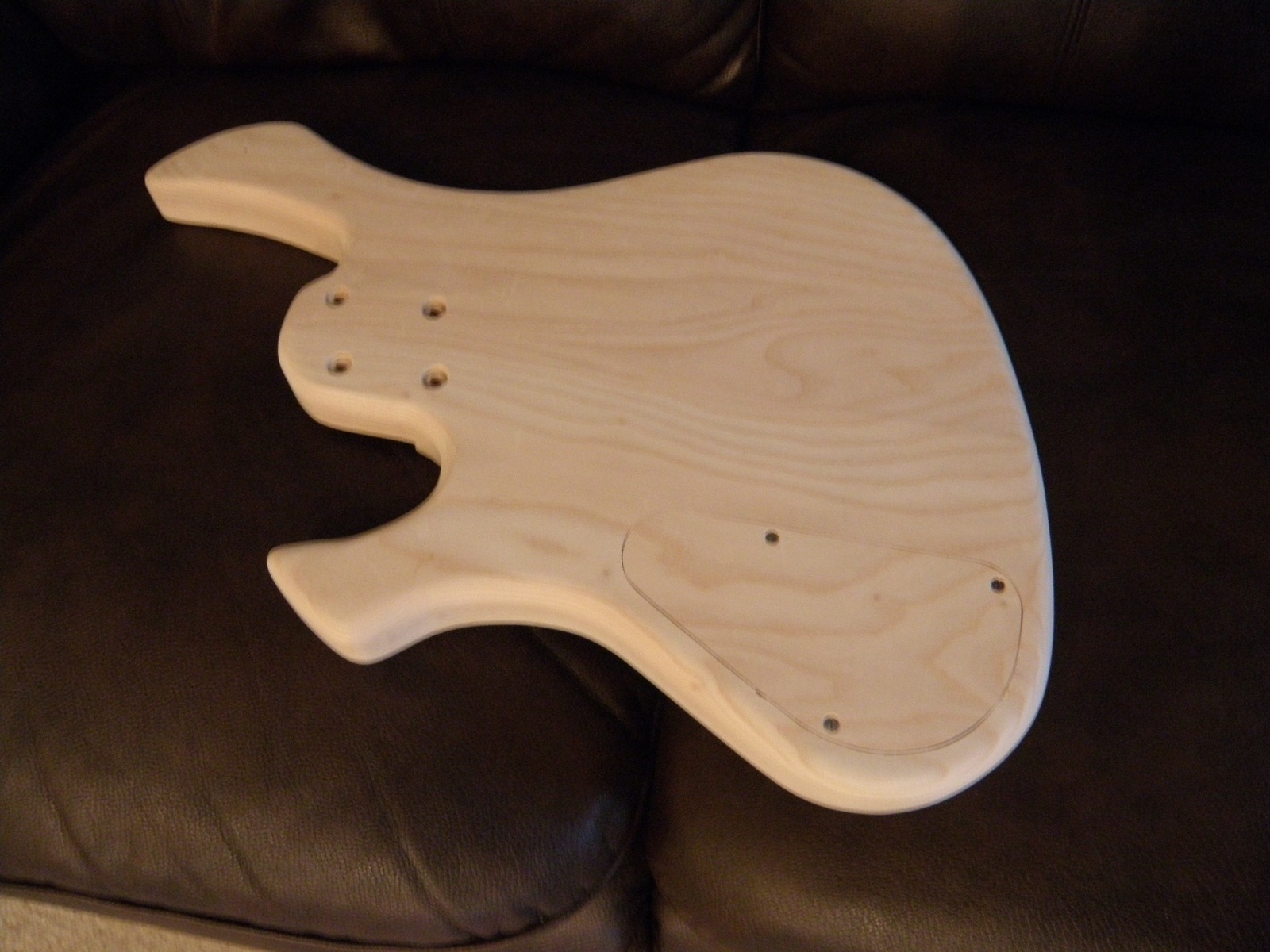 KrisGuitarOct2012003.jpg
