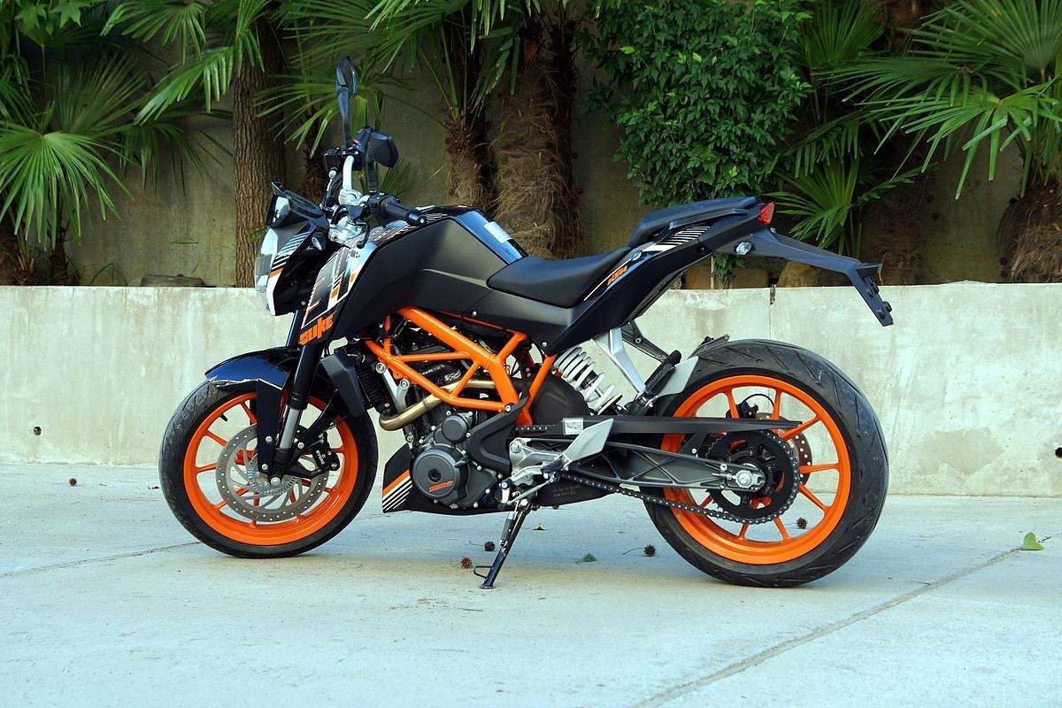 ktm390.jpg