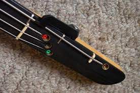 Kubicki_headstock.jpg