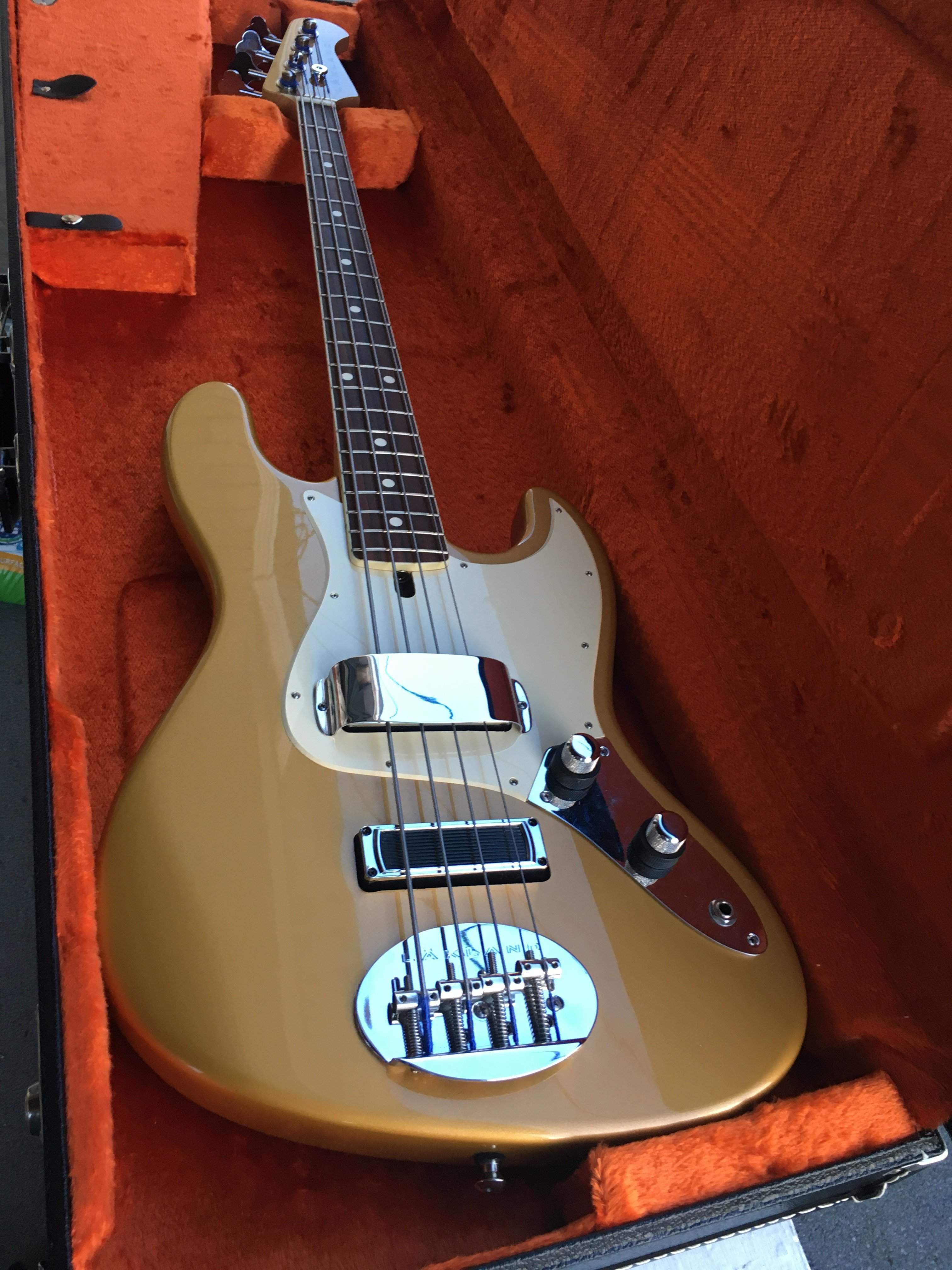 Lakland 05.JPG