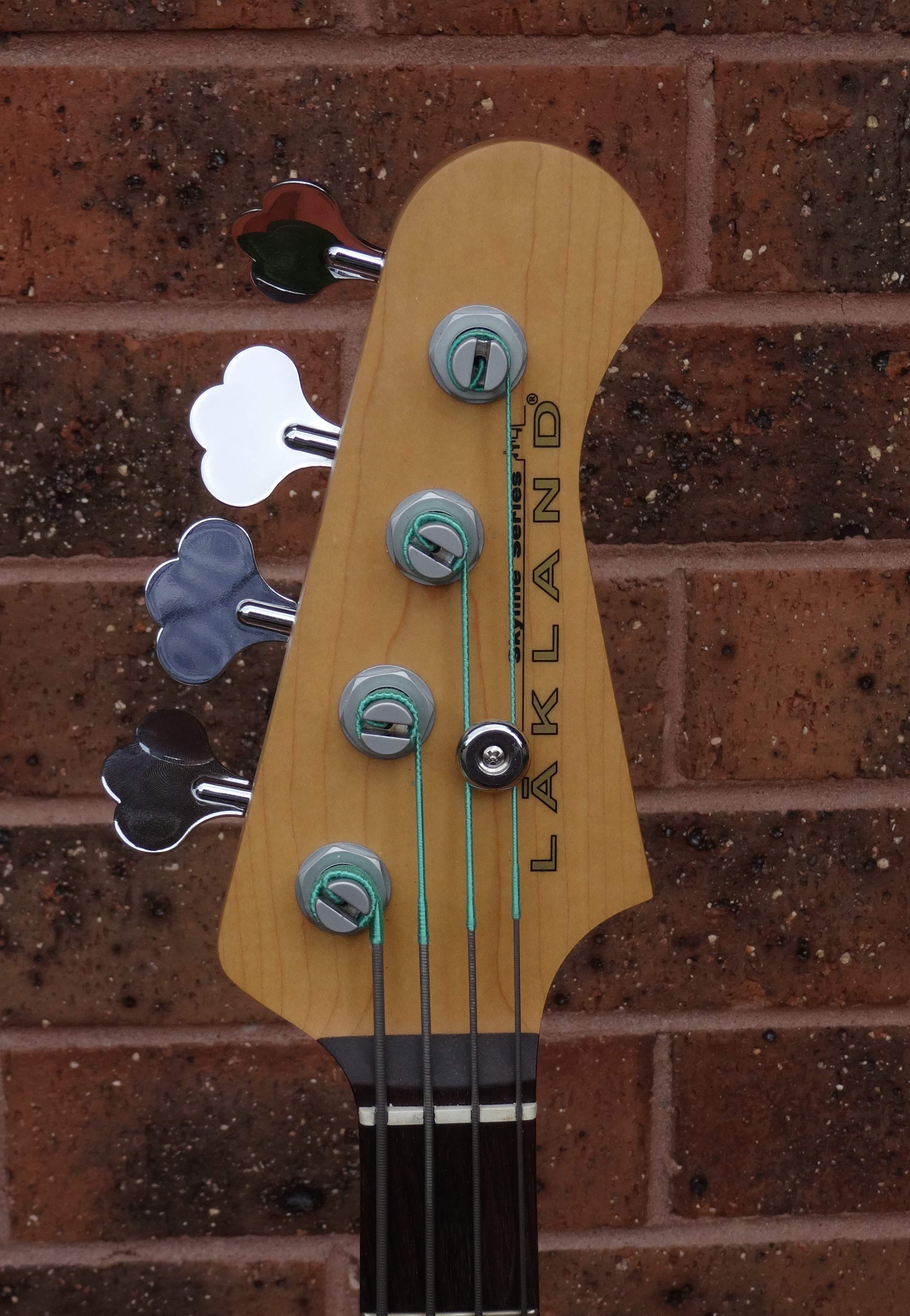 Lakland-Head-1.jpg