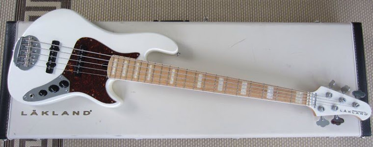 Lakland.jpg