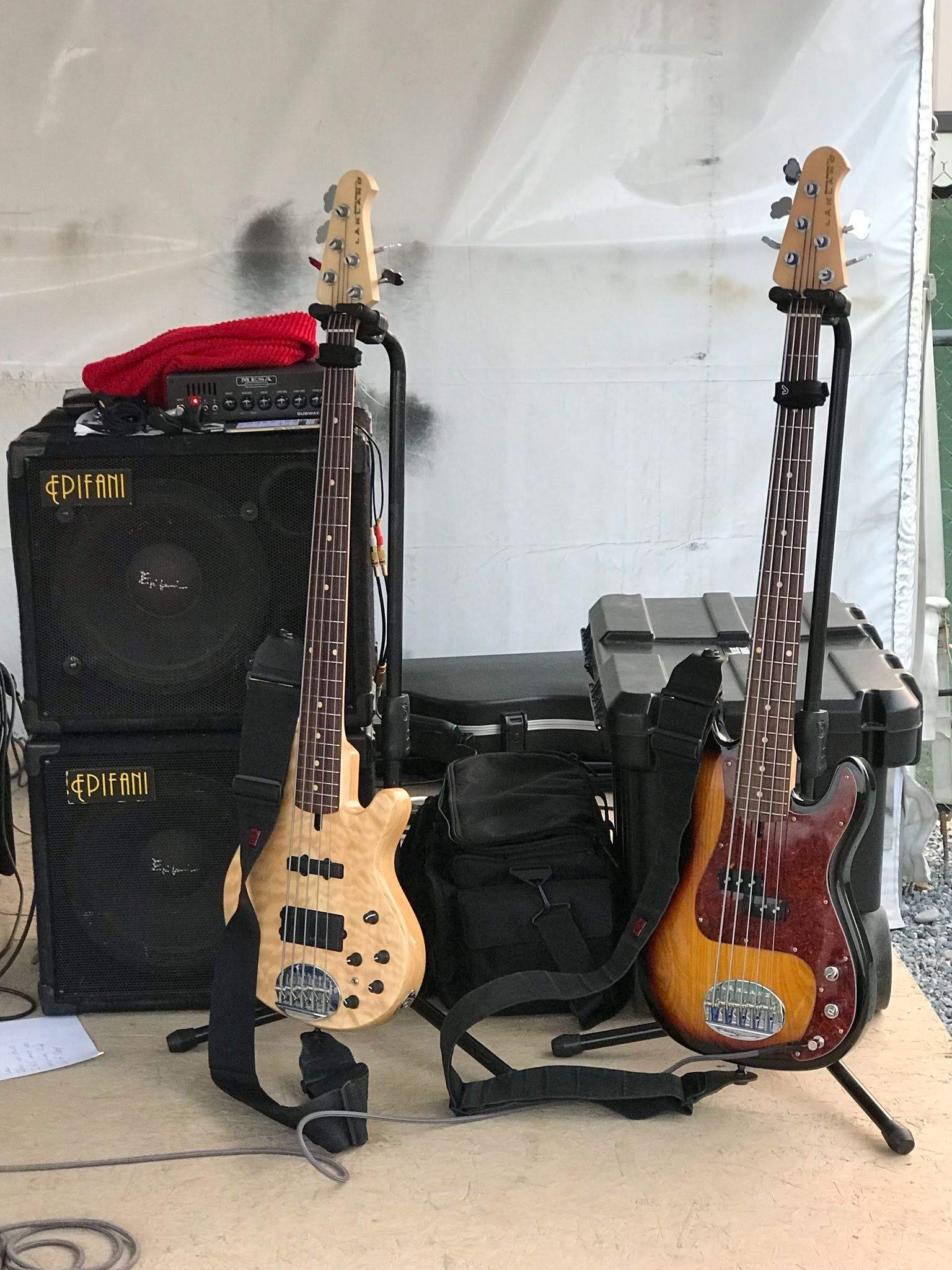 Lakland.jpg
