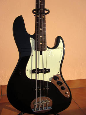 lakland1_zpsbe8fe70c.jpg