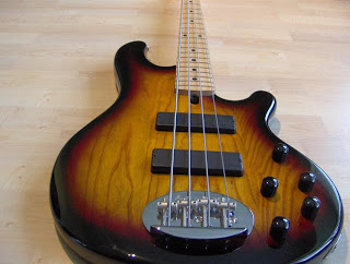 Lakland4401b.jpg