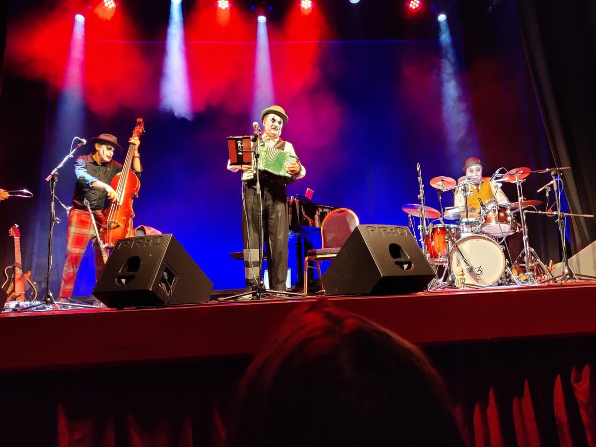large_tigerlillies01.jpeg