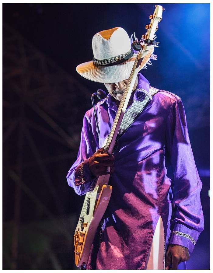 Larry Graham.jpg