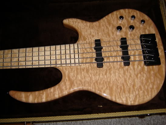 Late2004054.jpg