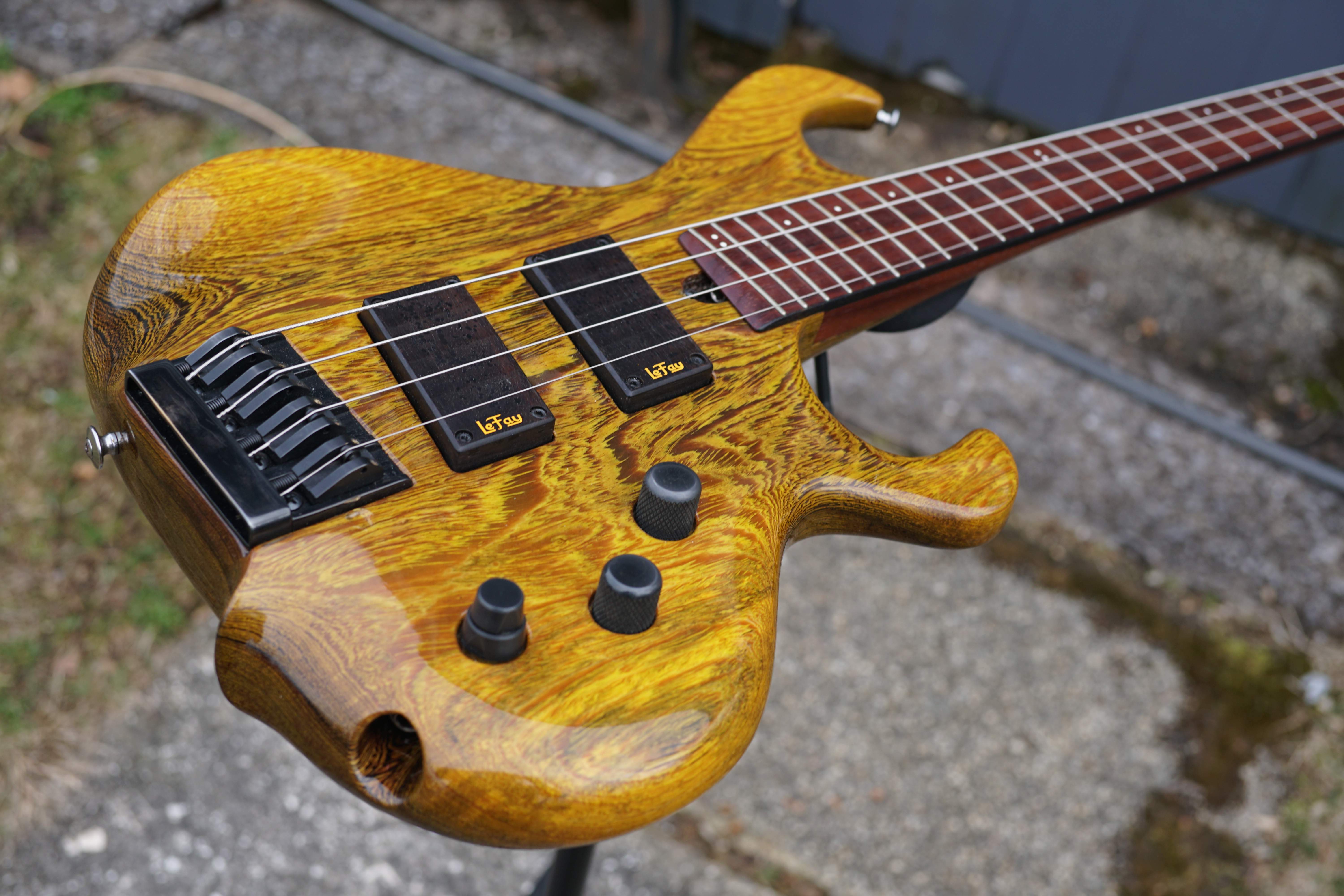 LeFay Piccolo_angle4.JPG