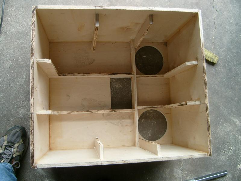 Legendcabinet001.jpg