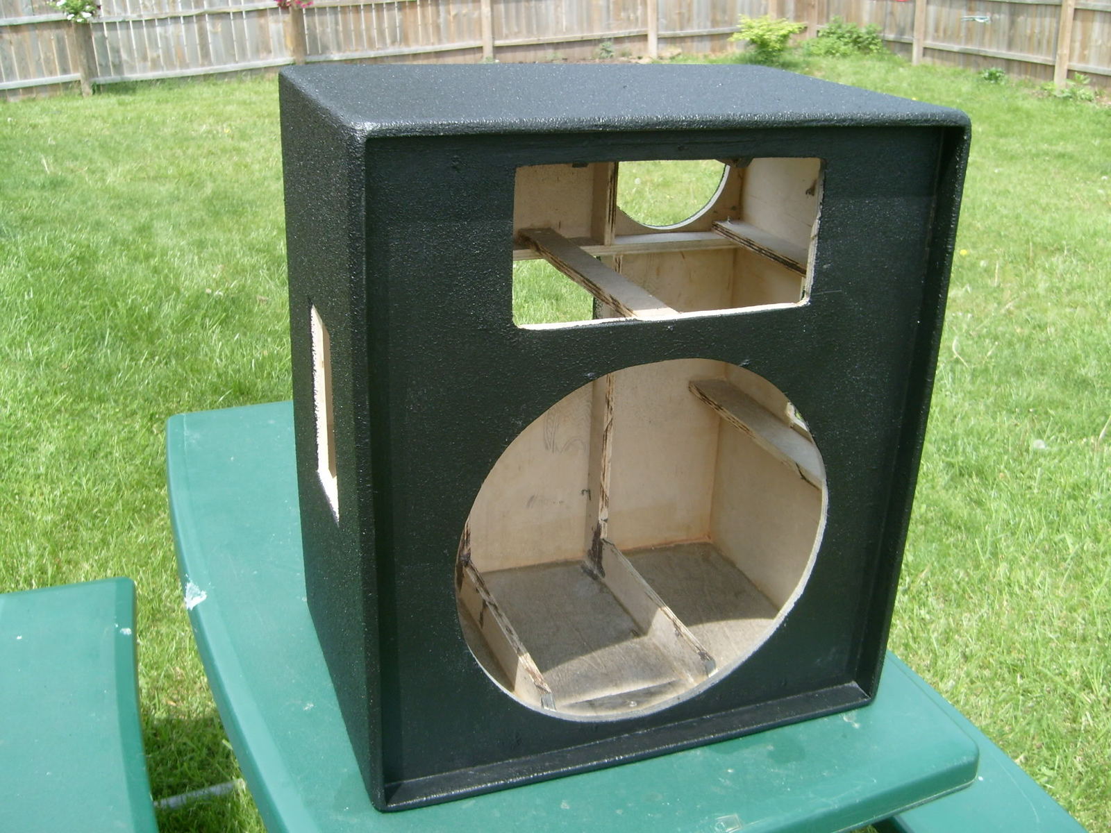 Legendcabinet004.jpg