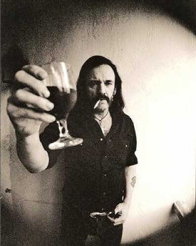 Lemmy Cheers.JPG