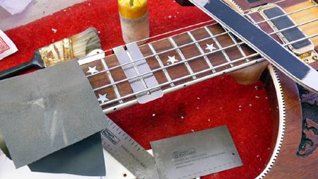 lemmy_frets_003.jpg
