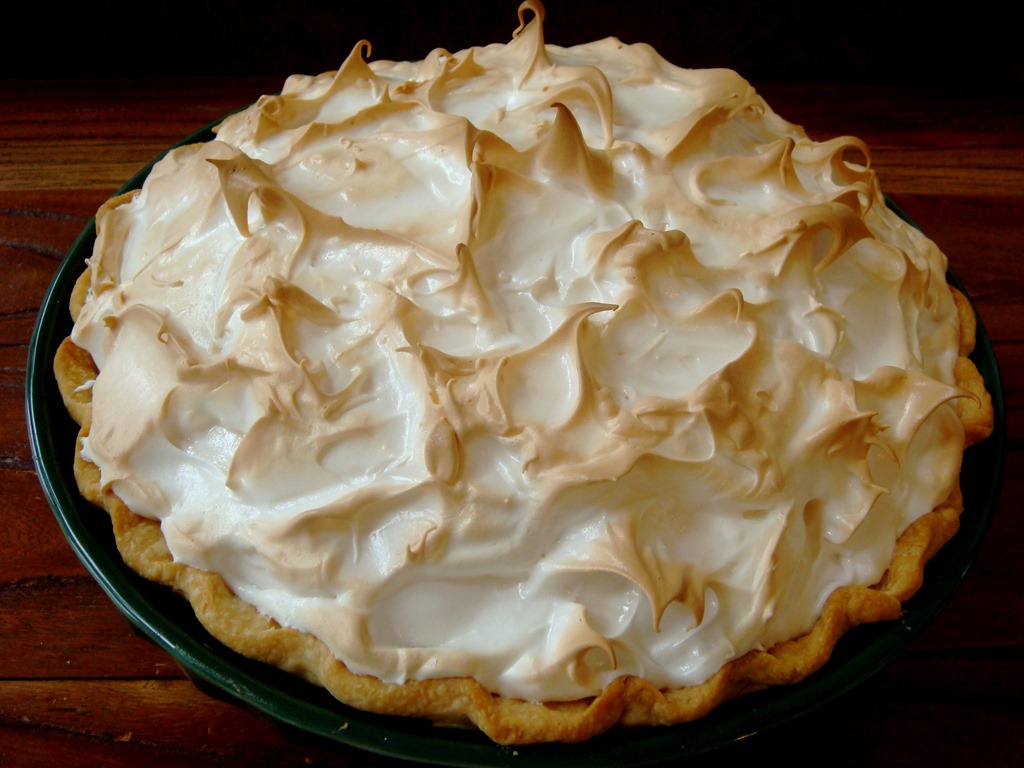 lemon-meringue-pie-2.jpg