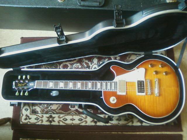 LesPaul.jpg