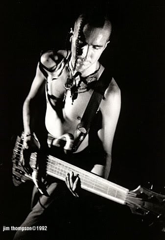 leswith6string.jpg