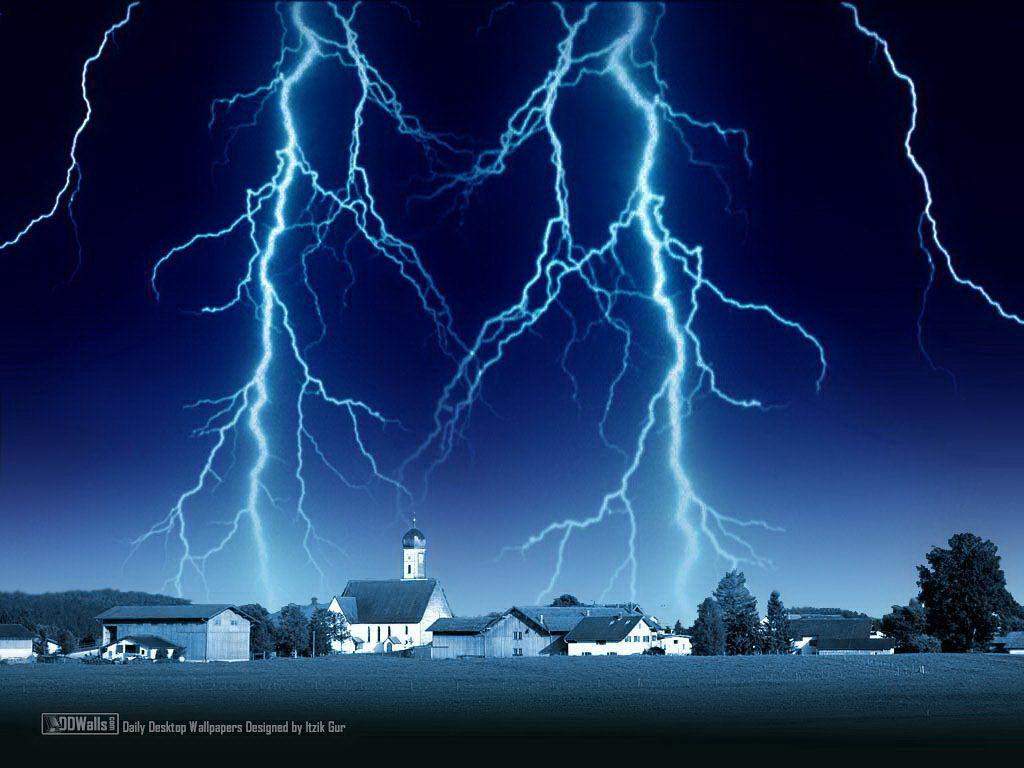 lightning3a.jpg