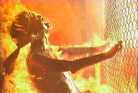 Linda_Hamilton_-_Nuke_Scene.jpg