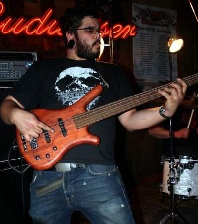 live 3.jpg
