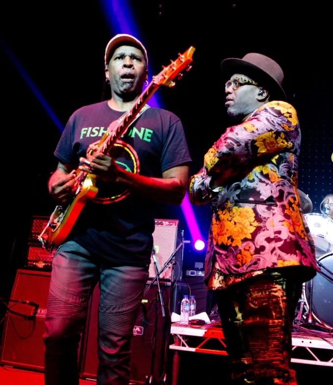 Living-Colour.jpg
