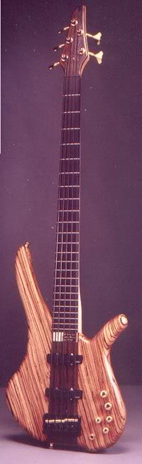 Lonnybass.jpg