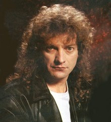 lou-gramm.jpg