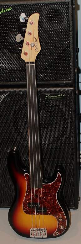 LullP4fretless3.jpg