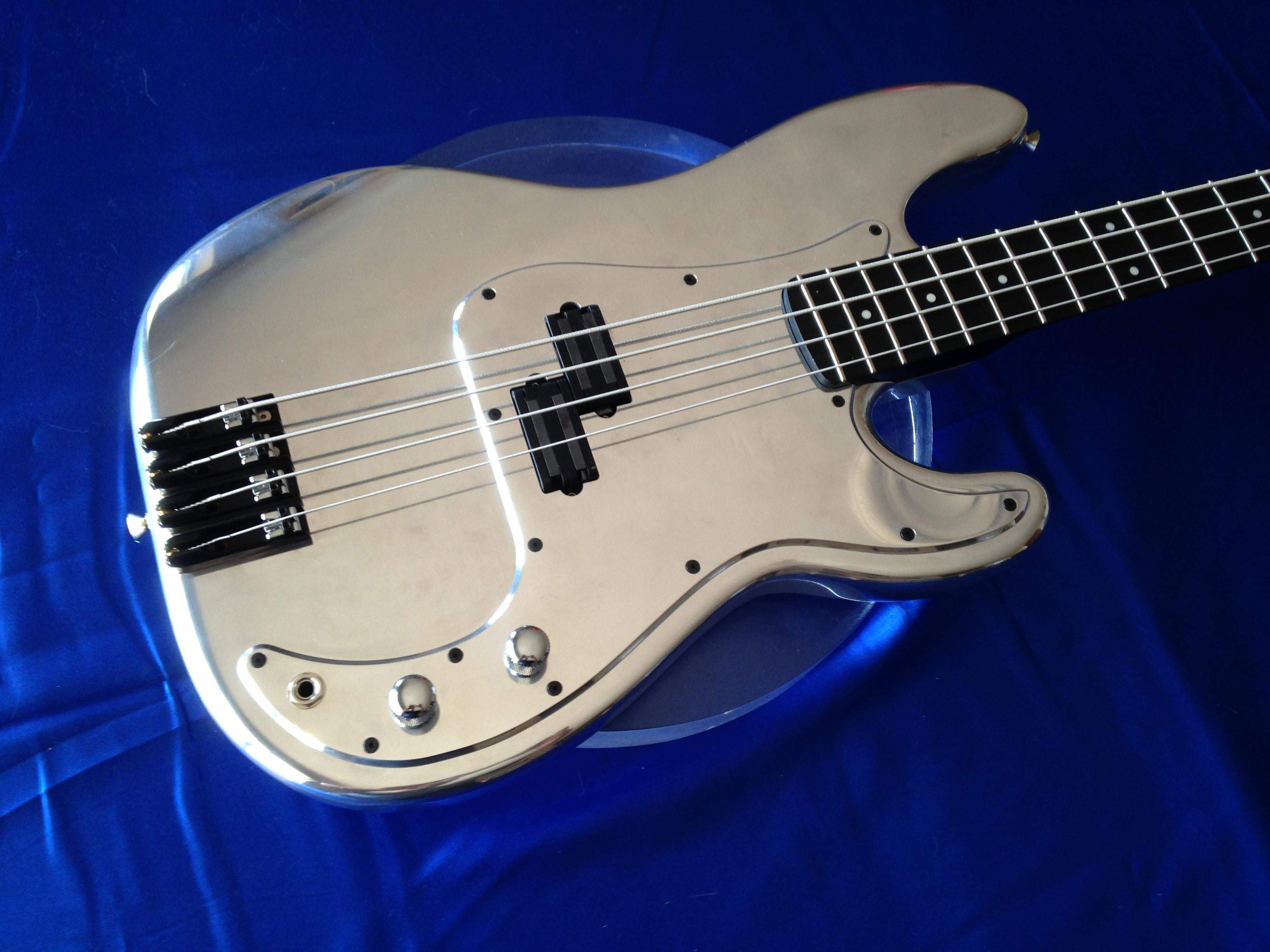 LUMA BASS 4 comp aa.JPG