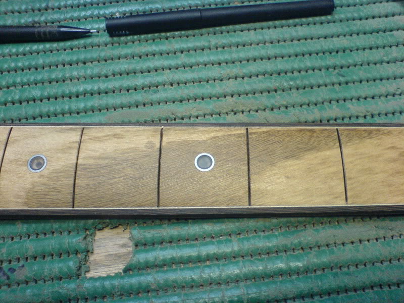 Lunafretboardprefrets.jpg
