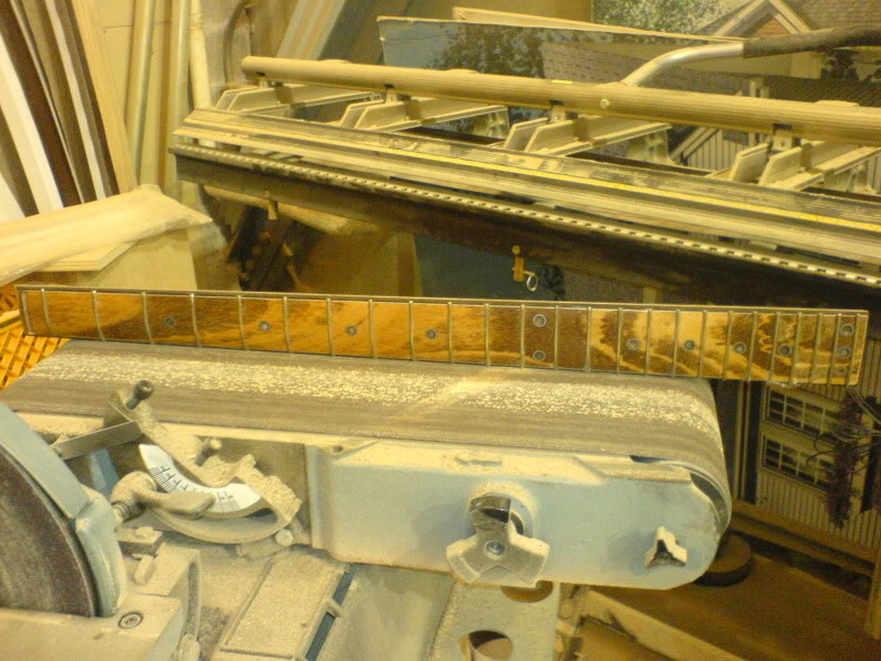 Lunasandingfretboardbingingflat3.jpg