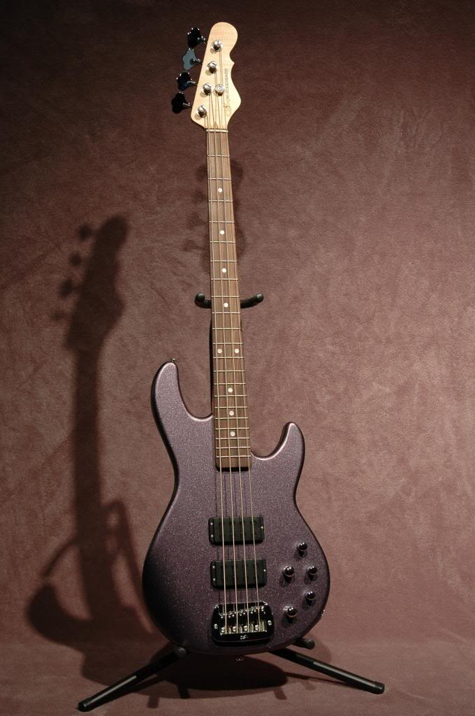 M2000.jpg