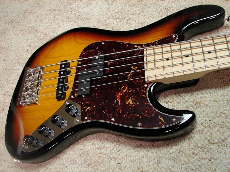 m3203_1.jpg