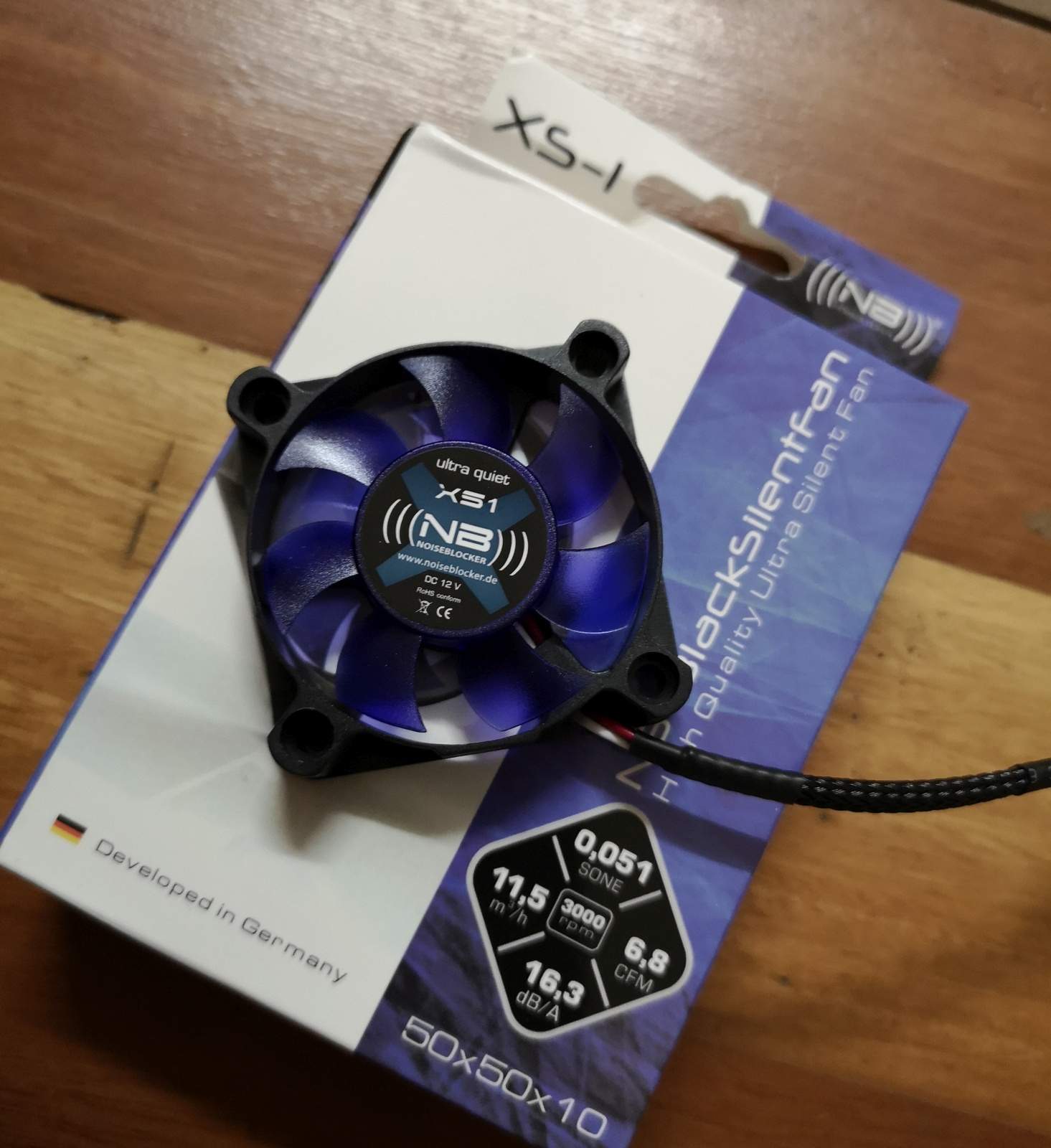 M900_fan_03.jpg