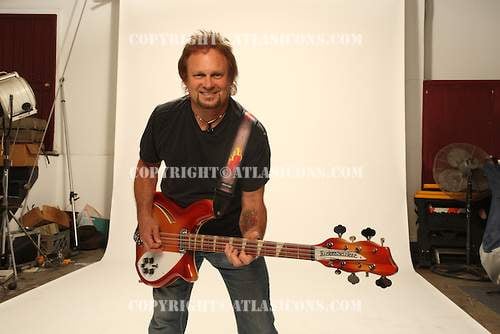 MA 8 string Ric.jpg