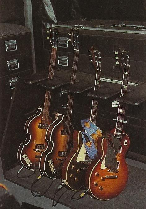 MaccasGuitarRack.jpg